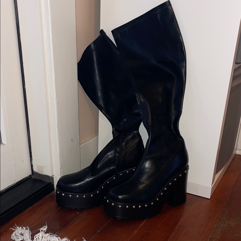Black Studded Women's Boots
